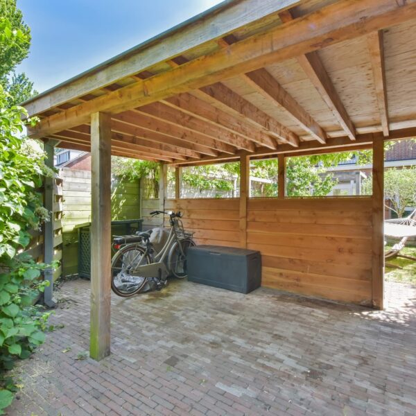 carport agecement exterieur